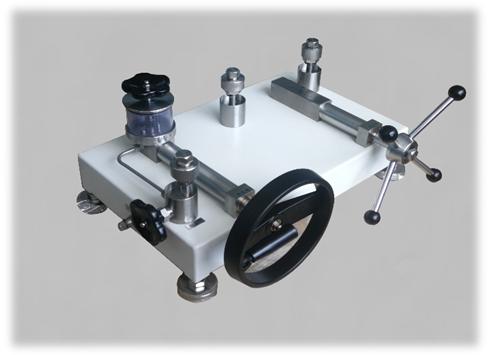 MPSL-20D/25D/35D/40D/60D/70D/100D/160D/200D/250D/350D/500D系列高压液体压力源